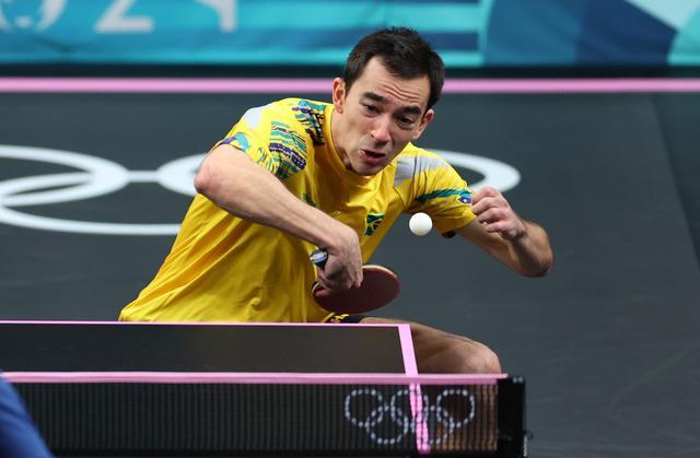 前景蒙上了 前景蒙上了